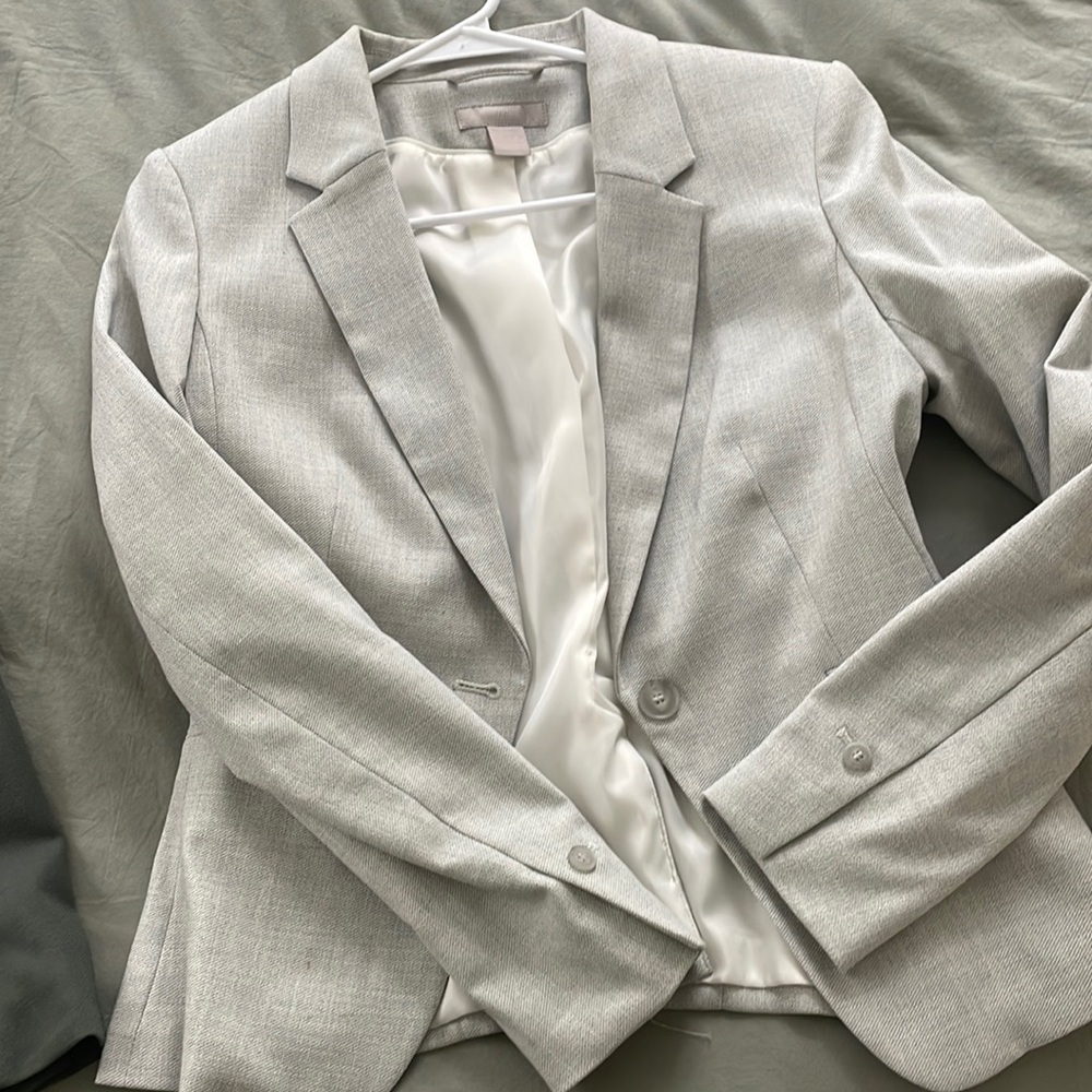 H&M cropped blazer
